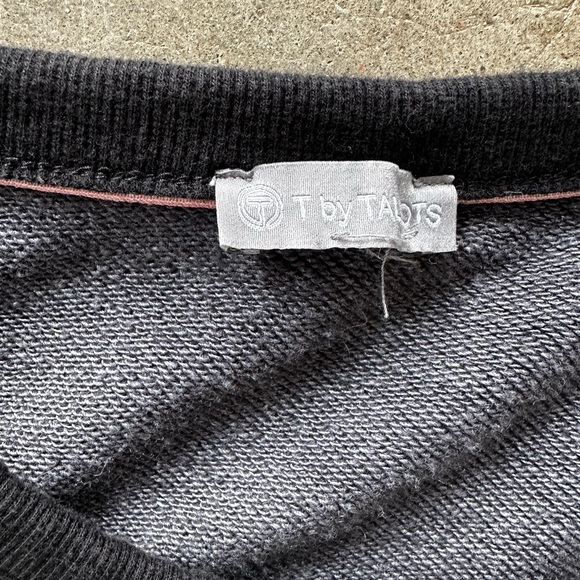 T By Talbots Short Sleeve Patch Pocket Dress Camo - Picture 6 of 7